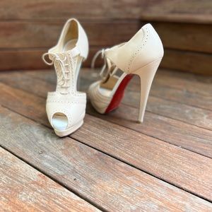 Authentic Christian Louboutin’s 37.5. Great summer heel!